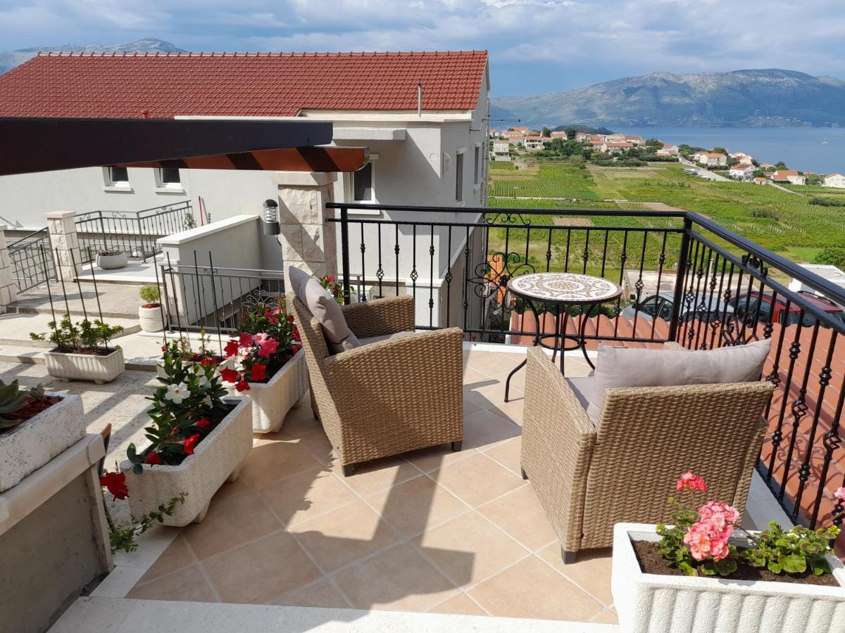Villa Apartments Mate Cebalo لومباردا المظهر الخارجي الصورة